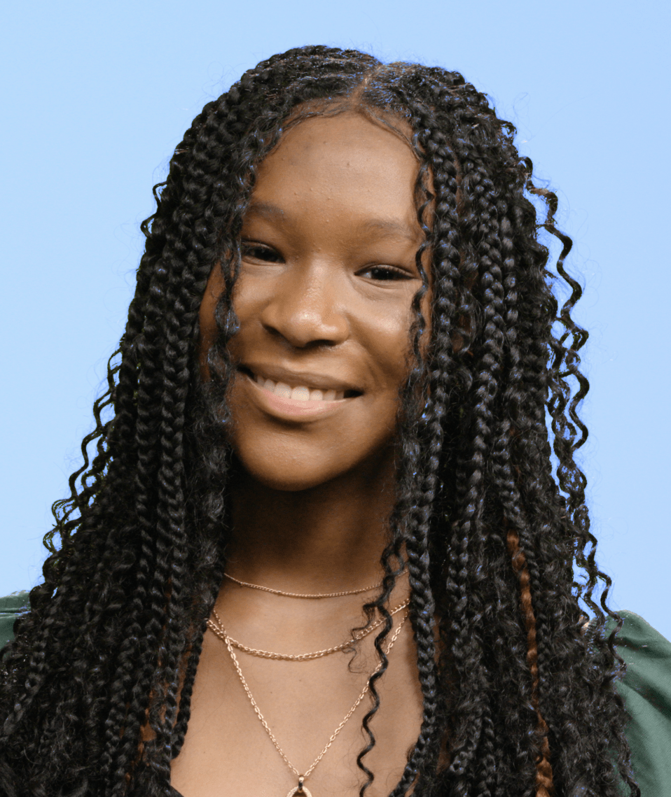 A picture of Prielle Lior in front of a blue background